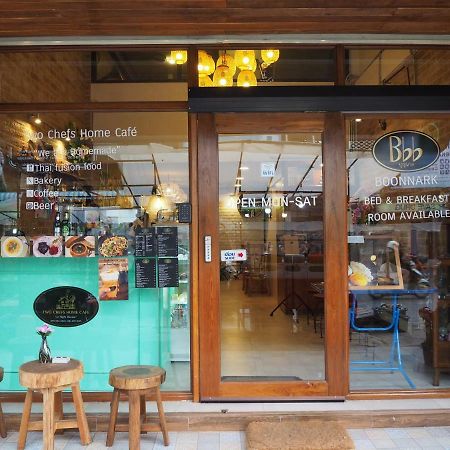 Apartamento Boonnark Bed Night Bazaar No Car Parking Chiang Mai Exterior foto