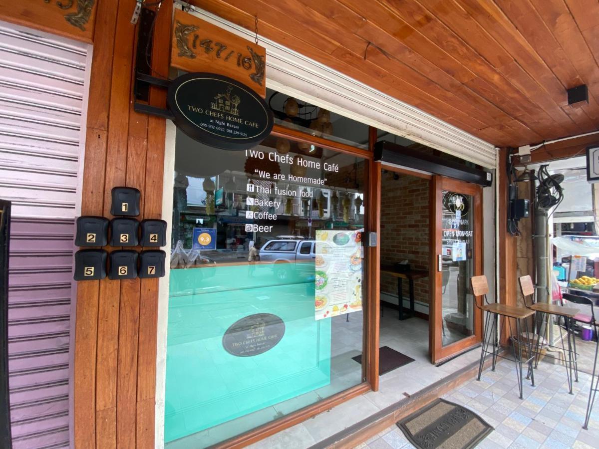 Apartamento Boonnark Bed Night Bazaar No Car Parking Chiang Mai Exterior foto