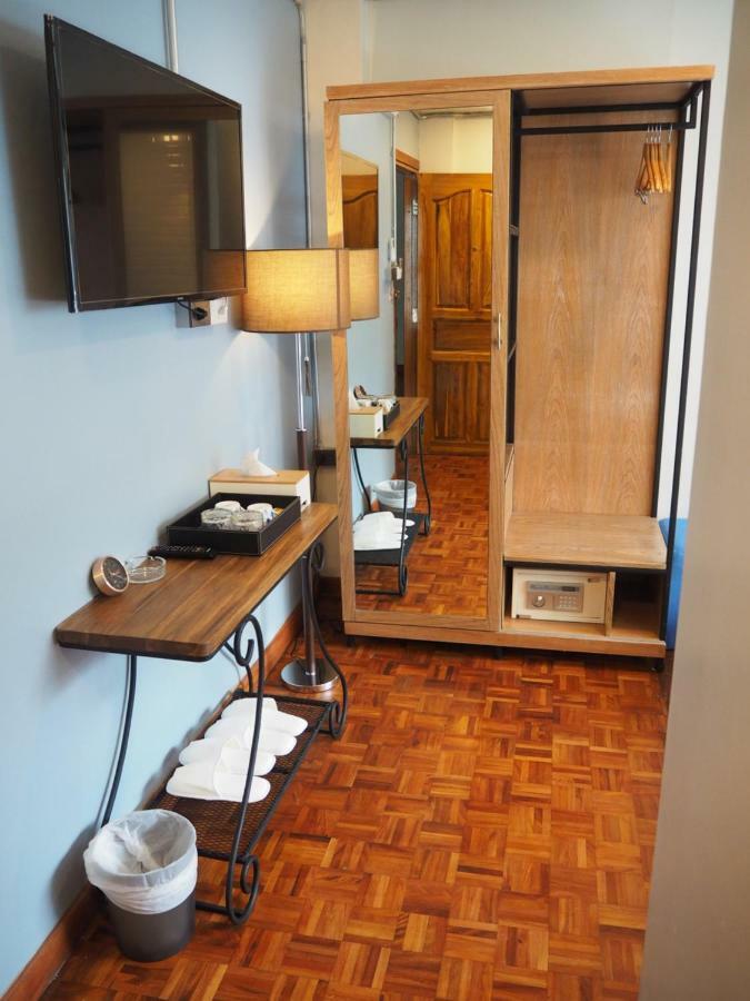 Apartamento Boonnark Bed Night Bazaar No Car Parking Chiang Mai Exterior foto